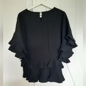 Pleated ruffle hem loose fit top